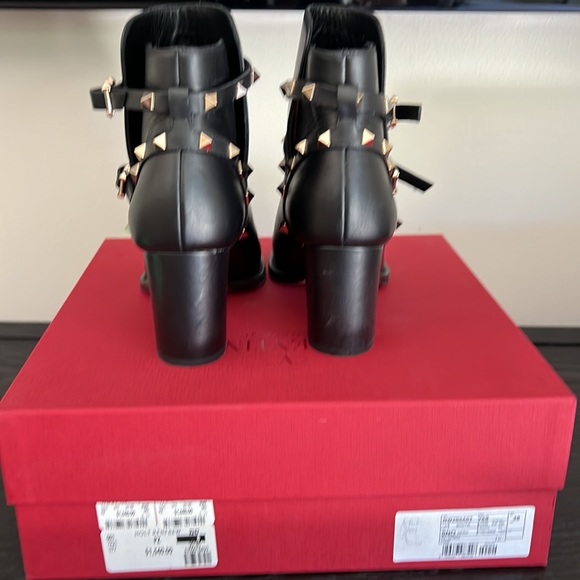 Valentino Rockstud Ankle Boot 3” Heel Gold Studs - Picture 4 of 7